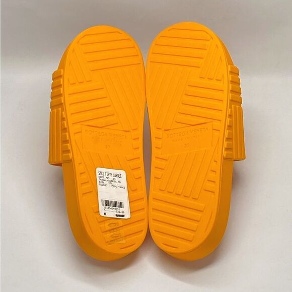 Bottega Veneta Orange Rubber Slides size 37 - Picture 10 of 11